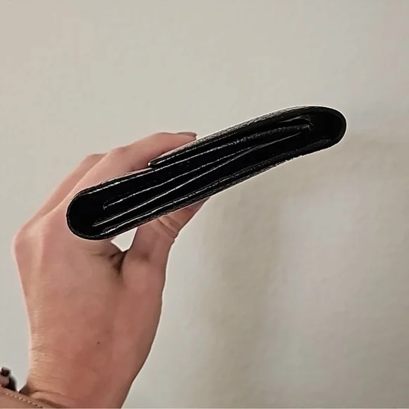 Gucci Trifold Long Wallet - Picture 3 of 10